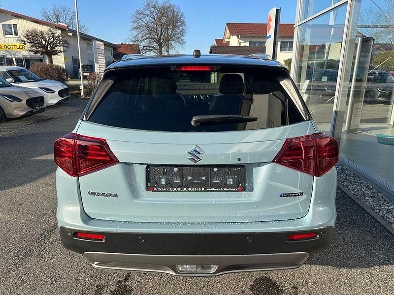 Neu Suzuki Vitara Comfort+ 116 PS (85 kW) 2025 Ice grayish blue met... SUV
