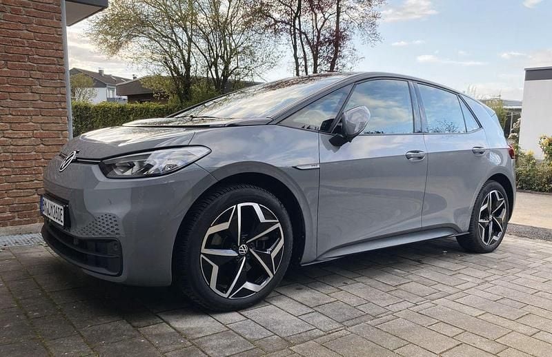 Gebraucht VW ID.3 Pro 150 kW (204 PS) 2021 Grau Kleinwagen