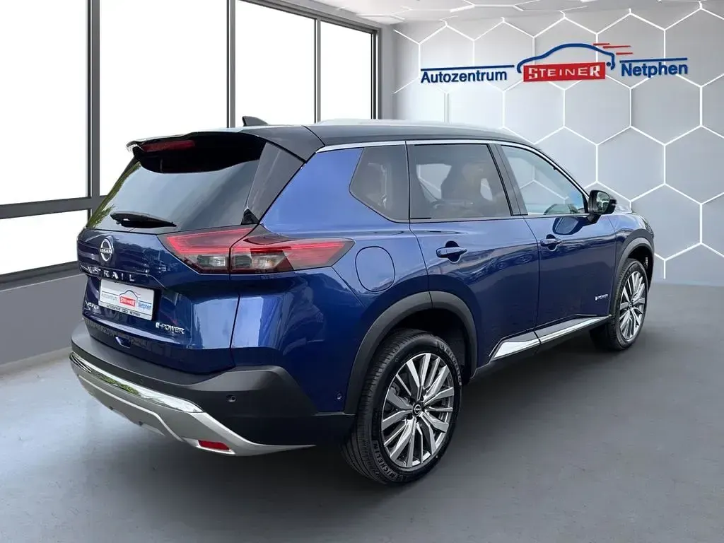 Neu Nissan X-Trail Tekna+ 213 PS (156 kW) 2026 Blau SUV