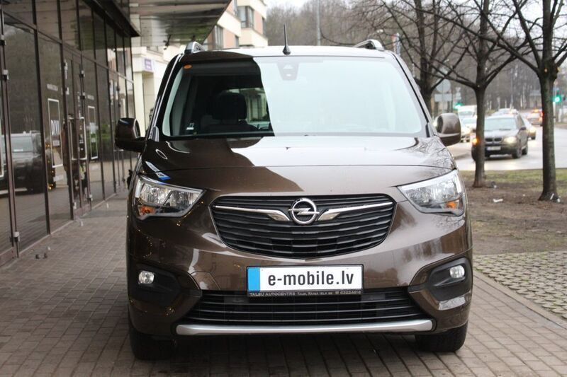 Gebraucht Opel Combo Life Innovation 131 PS (96 kW) 2021 Braun Van / Kleinbus