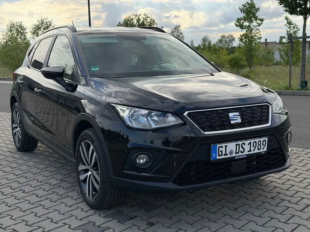 Używany Seat Arona Beats 95 KM (69 kW) 2019 Czarny SUV
