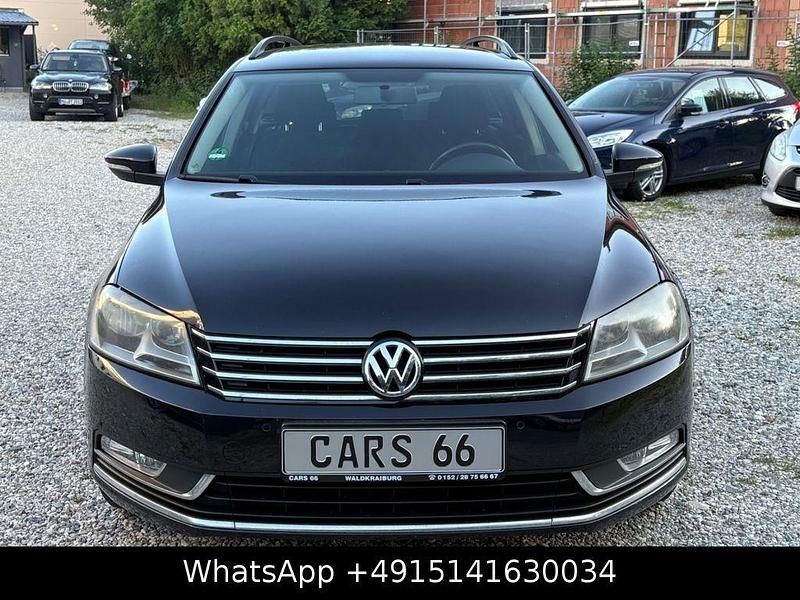 Schwarz Gebraucht 2011 VW Passat Trendline Kombi | 4.900 € (Guter Preis) - Bild 1/4