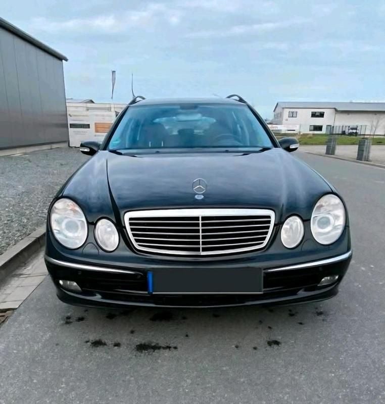 Schwarz Gebraucht 2005 Mercedes E280 Kombi | 2.999 € (Teuer) - Bild 1/4