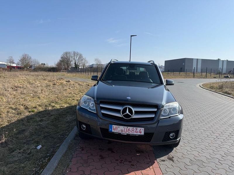 Gebraucht Mercedes GLK300 231 PS (169 kW) 2010 Grau SUV