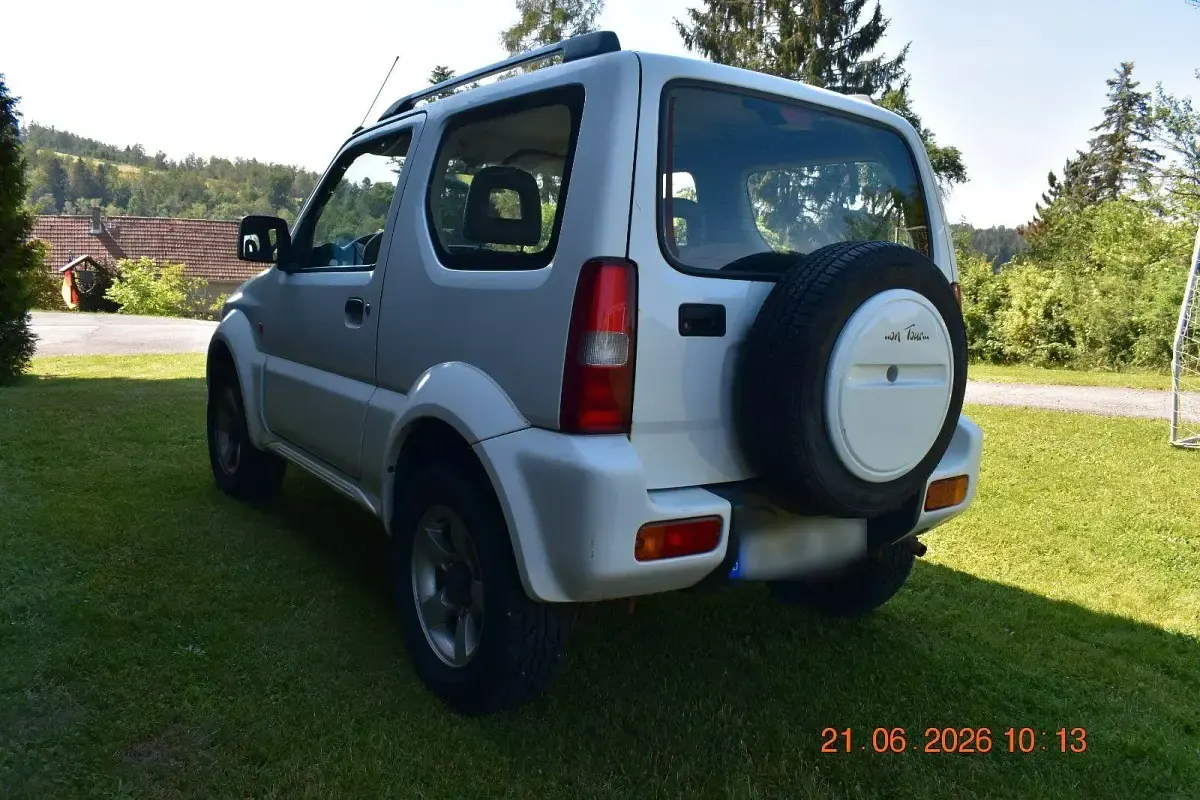 Gebraucht Suzuki Jimny 86 PS (63 kW) 2008 Weiß SUV