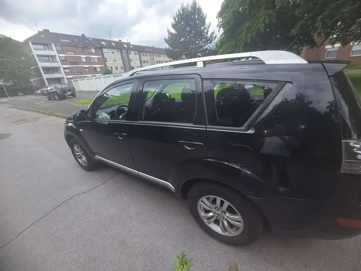 Gebraucht Mitsubishi Outlander Inform 140 PS (102 kW) 2007 Schwarz SUV