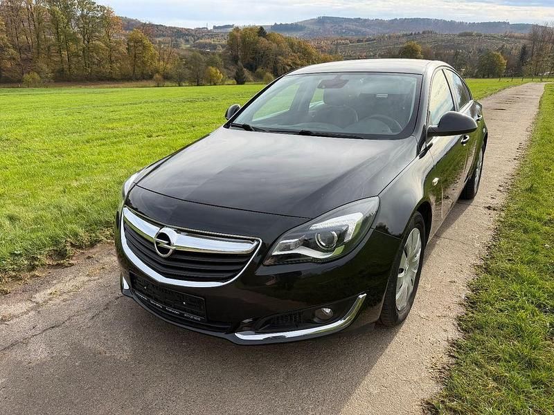 Schwarz Gebraucht 2015 Opel Insignia Edition Limousine | 8.990 € (Fairer Preis) - Bild 1/4