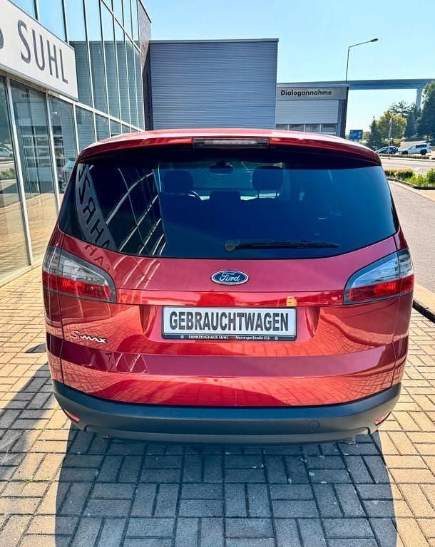 Gebraucht Ford S-MAX Titanium 160 PS (117 kW) 2008 Rot Van / Kleinbus