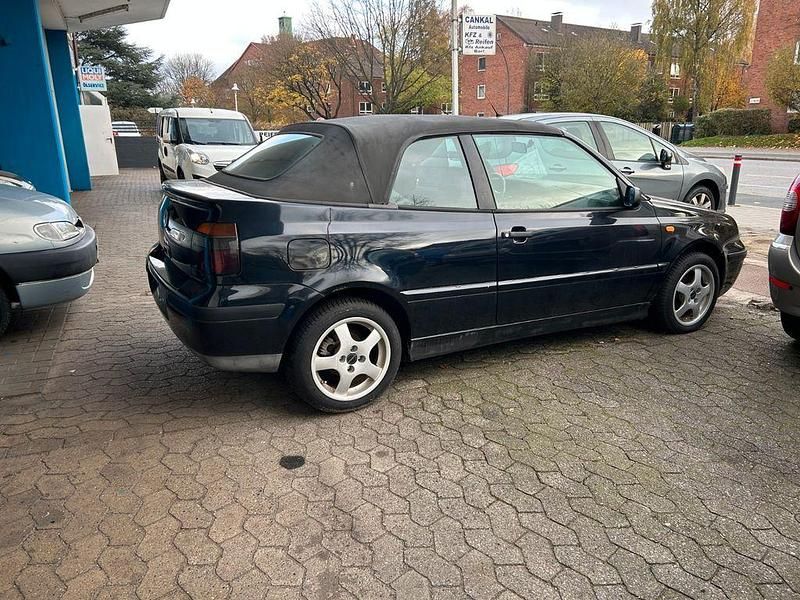Gebraucht VW Golf Cabriolet 101 PS (74 kW) 1998 Schwarz Cabrio