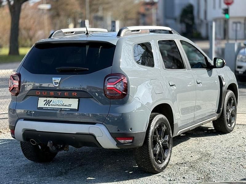 Gebraucht Dacia Duster Extreme 150 PS (110 kW) 2022 Grau SUV