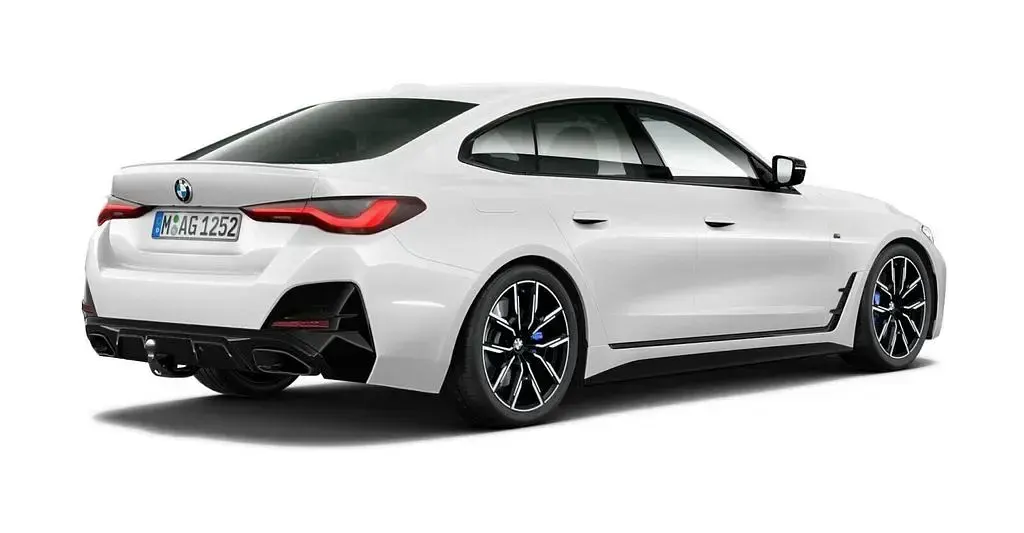 Gebraucht BMW M440 M Sport 374 PS (275 kW) 2023 Weiß Limousine