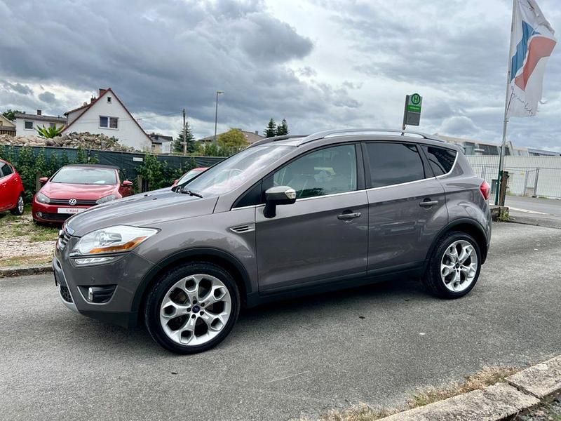 Gebraucht Ford Kuga Titanium 140 PS (102 kW) 2012 Braun SUV