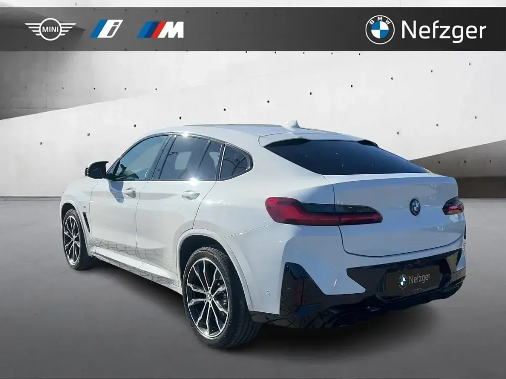 Gebraucht BMW X4 Performance 334 PS (245 kW) 2024 Alpinweiss iii SUV