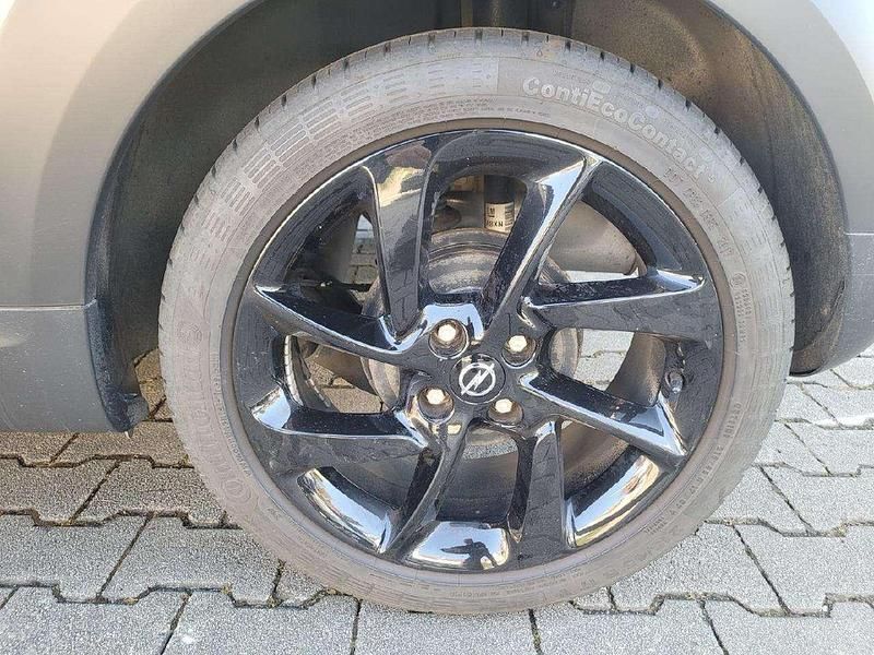 Gebraucht Opel Adam Rocks Rocks 87 PS (63 kW) 2018 Sunny yellow Kleinwagen