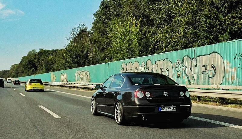 Gebraucht VW Passat R-line Edition 250 PS (183 kW) 2010 Braun Limousine