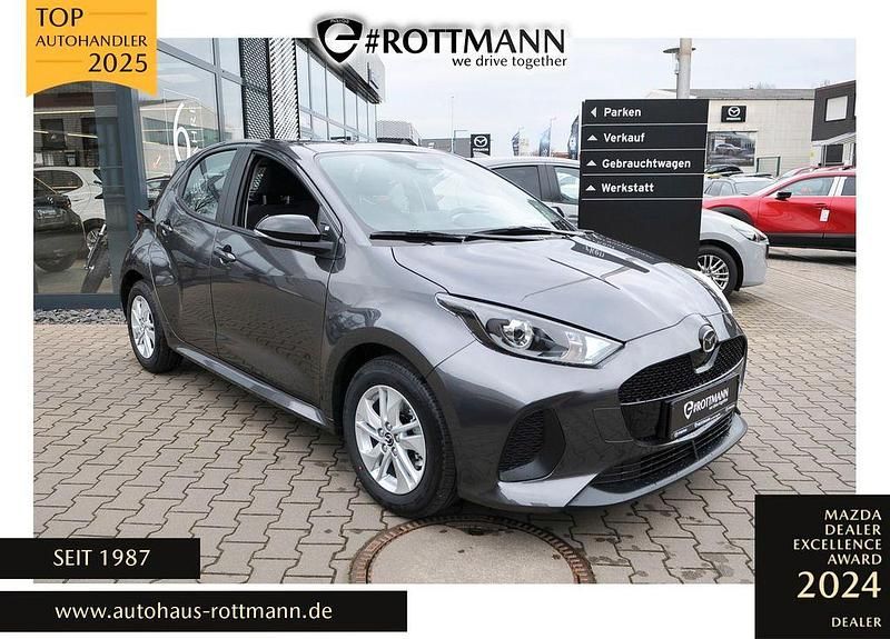 Grau Neu 2025 Mazda 2 Center-Line Limousine | 23.470 € (Fairer Preis) - Bild 1/4