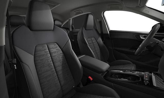 Second-hand Audi A5 Sport 204 CP (150 kW) 2025 Negru Berlinǎ