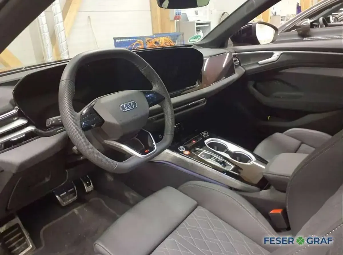 Gebraucht Audi A6 S-Line 204 PS (150 kW) 2025 Mythosschwarz metallic Kombi