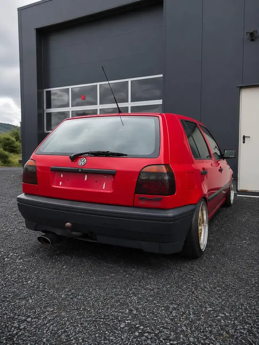 Gebraucht VW Golf III 75 PS (55 kW) 1994 Rot Limousine