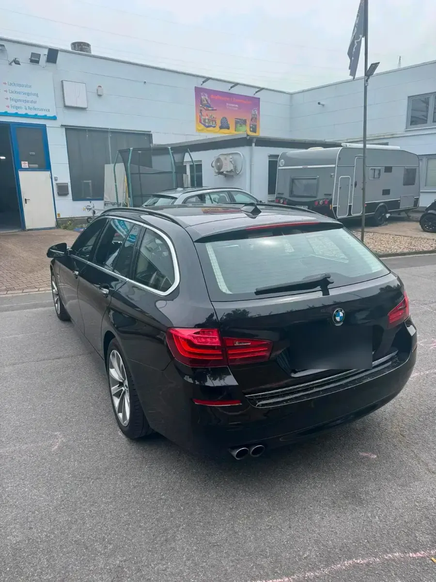 Gebraucht BMW 530 258 PS (189 kW) 2017 Schwarz Kombi