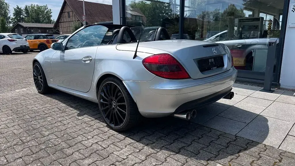 Gebraucht Mercedes SLK350 272 PS (200 kW) 2004 Silber Cabrio