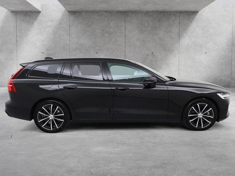 Gebraucht Volvo V60 Business Edition 455 PS (334 kW) 2025 Onyx schwarz Kombi