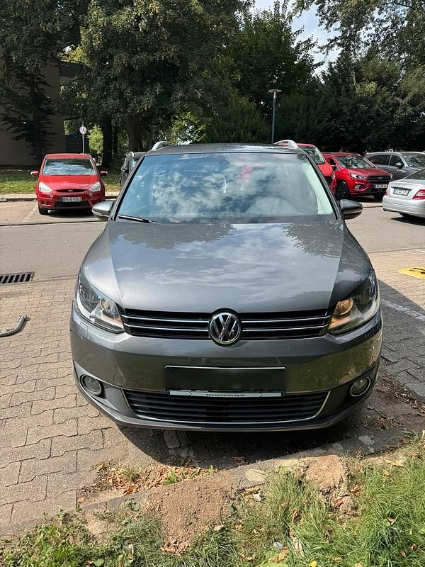 Gebraucht 2011 VW Touran Van / Kleinbus | 9.999 € (Fairer Preis) - Bild 1/4