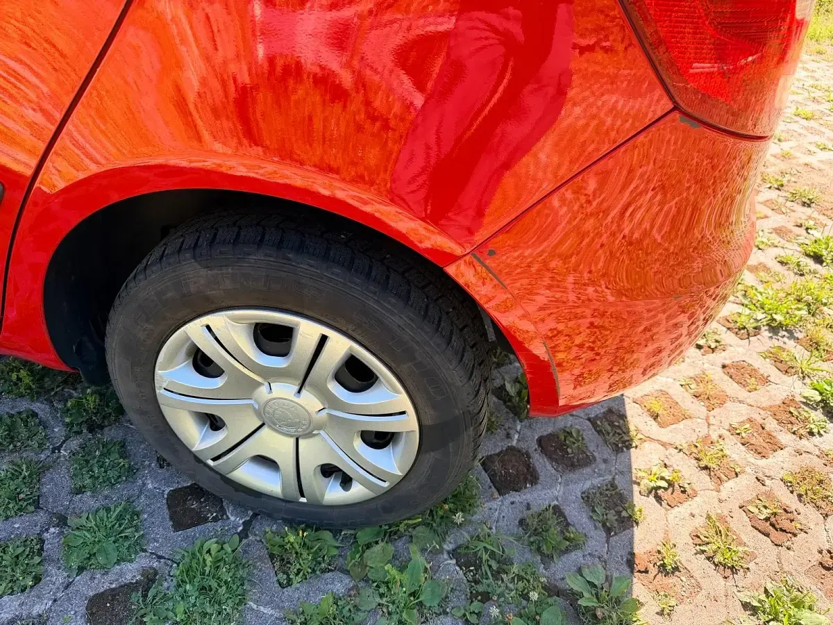 Gebraucht Skoda Fabia 60 PS (44 kW) 2011 Limousine