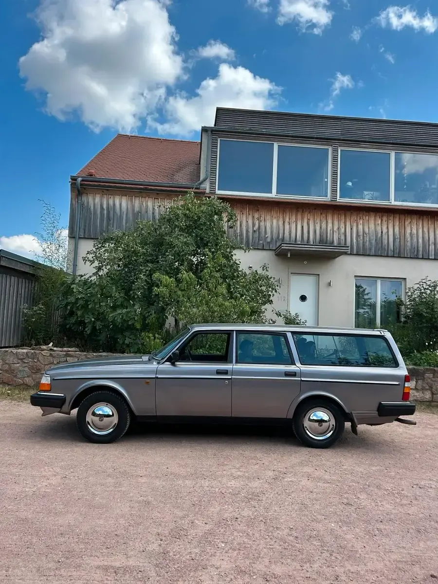 Gebraucht Volvo 240 115 PS (84 kW) 1988 Grau Kombi