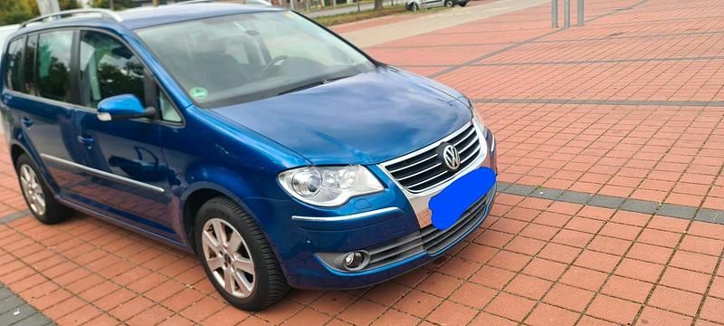 Blau Gebraucht 2007 VW Touran Highline Van / Kleinbus | 6.800 € (Teuer) - Bild 1/4