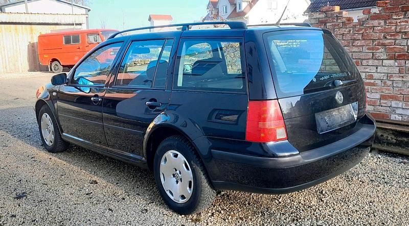 Gebraucht VW Bora 101 PS (74 kW) 2002 Schwarz Kombi