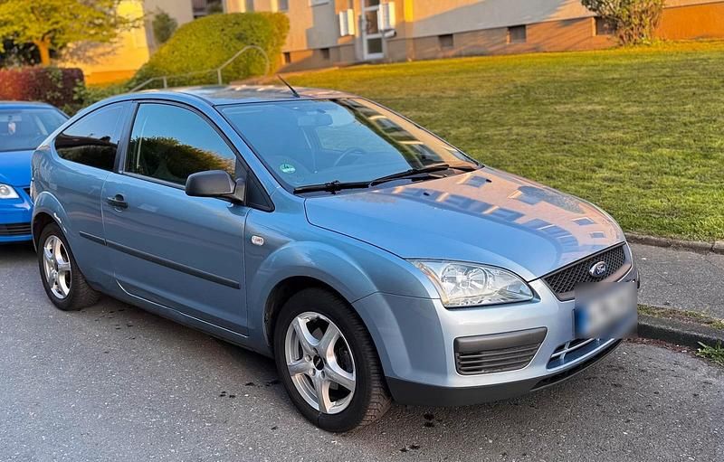 Używany Ford Focus 80 KM (58 kW) 2006 Niebieski Coupe