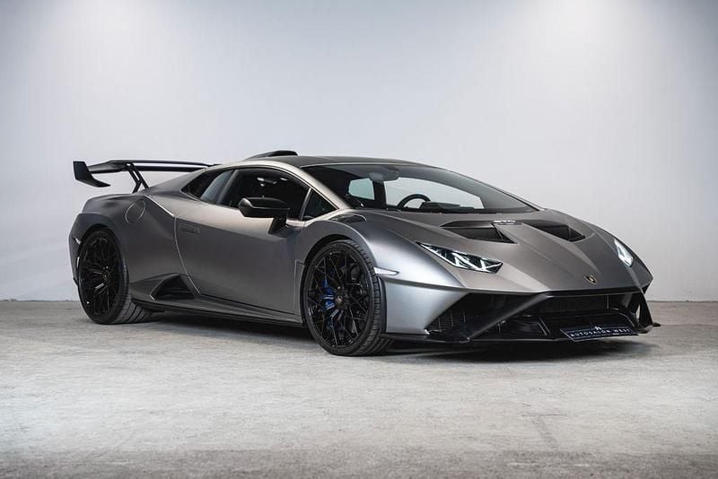 Usata Lamborghini Huracán 640 CV (470 kW) 2022 Grigio Coupé