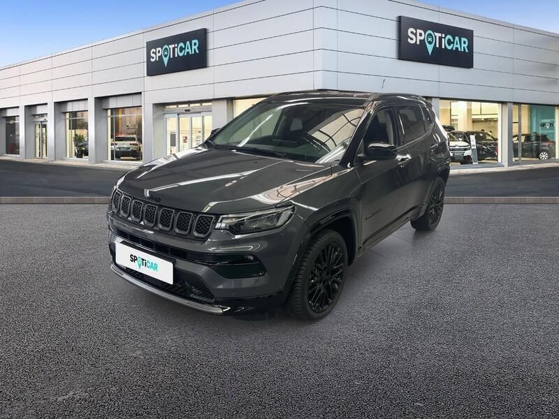 Grau Gebraucht 2024 Jeep Compass SUV | 28.480 € (Fairer Preis) - Bild 1/3