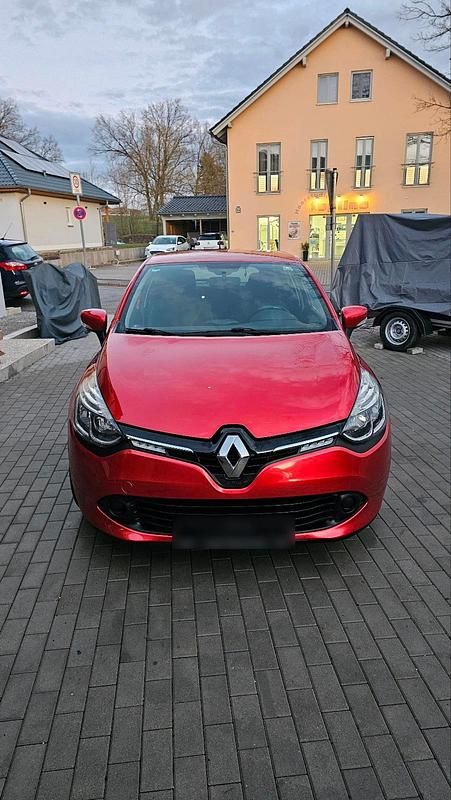 Gebraucht Renault Clio IV 73 PS (53 kW) 2014 Rot Kleinwagen