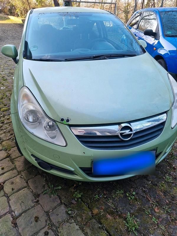 Gebraucht Opel Corsa 80 PS (58 kW) 2009 Grün Kleinwagen