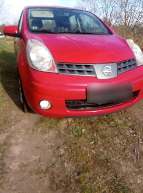 Gebraucht Nissan Note 85 PS (62 kW) 2008 Rot Kleinwagen