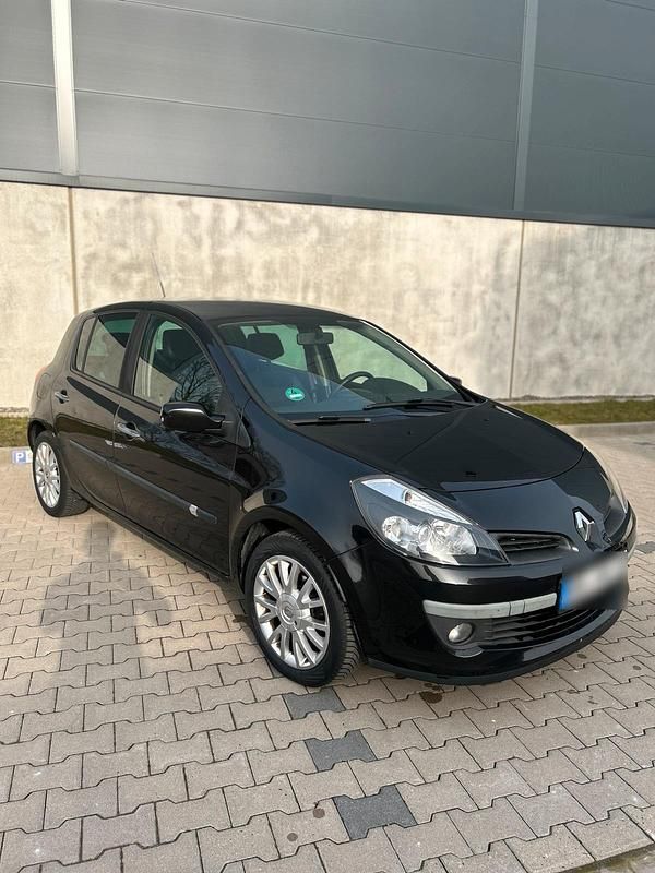 Gebraucht Renault Clio II 65 PS (47 kW) 2007 Schwarz Kleinwagen