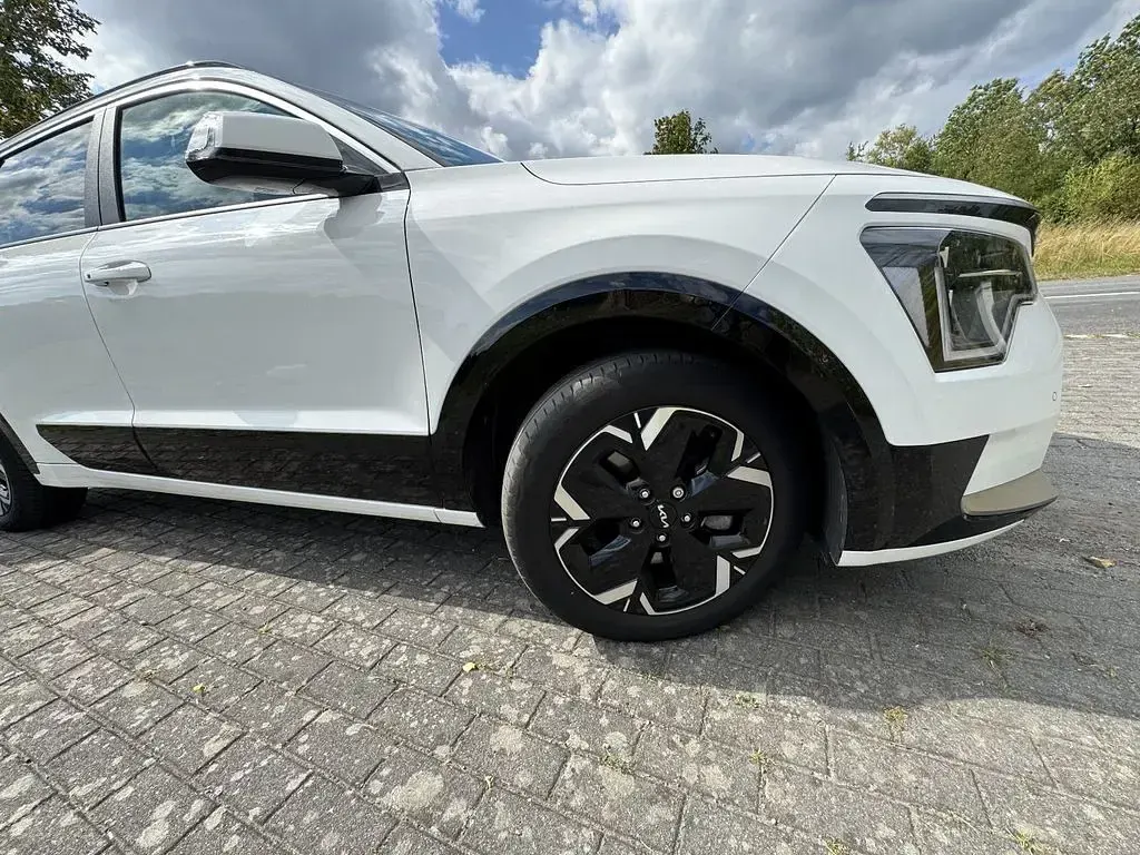 Gebraucht Kia e-Niro Inspiration 150 kW (204 PS) 2023 Weiß SUV