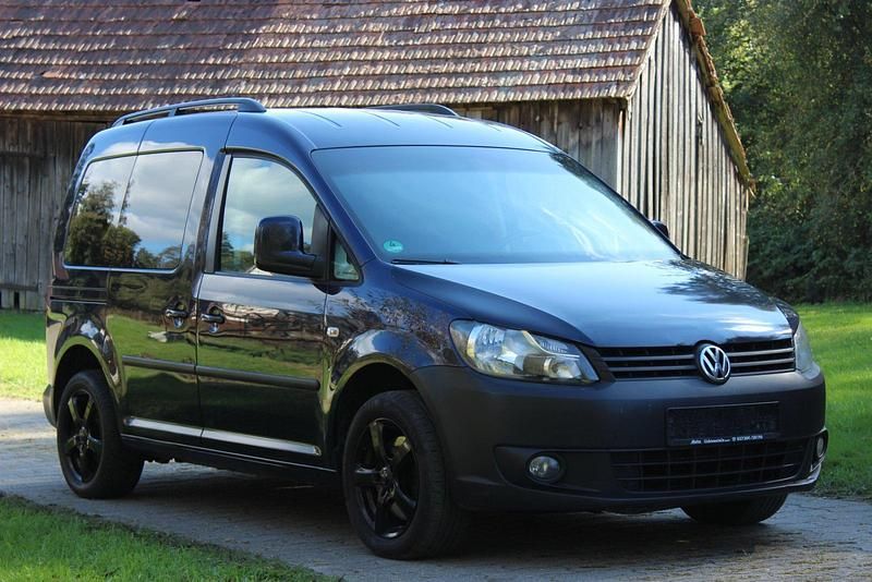 Blau Gebraucht 2011 VW Caddy Van / Kleinbus | 5.200 € (Fairer Preis) - Bild 1/4