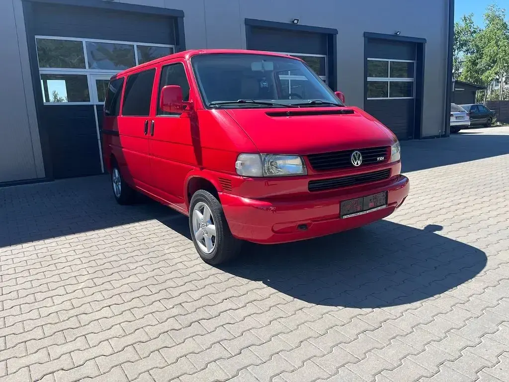 Gebraucht VW T4 102 PS (75 kW) 2002 Rot Van
