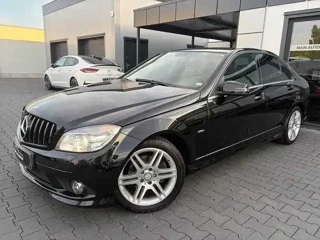 Gebraucht Mercedes C180 AMG 156 PS (114 kW) 2010 Silber Coupé