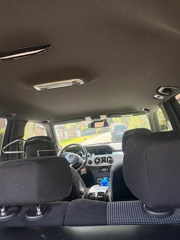 Gebraucht Mercedes GLK250 203 PS (149 kW) 2013 Schwarz SUV