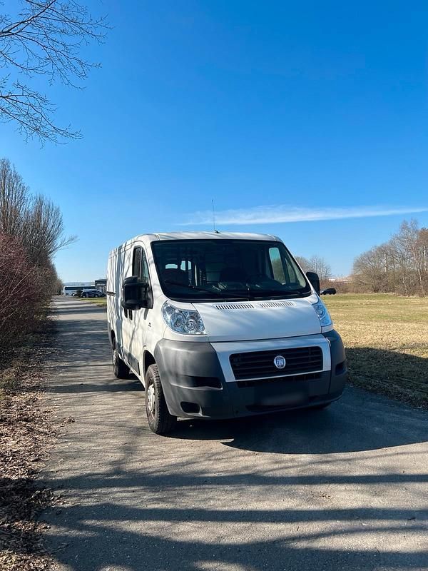 Gebraucht Fiat Ducato 115 PS (84 kW) 2011 Weiß Van