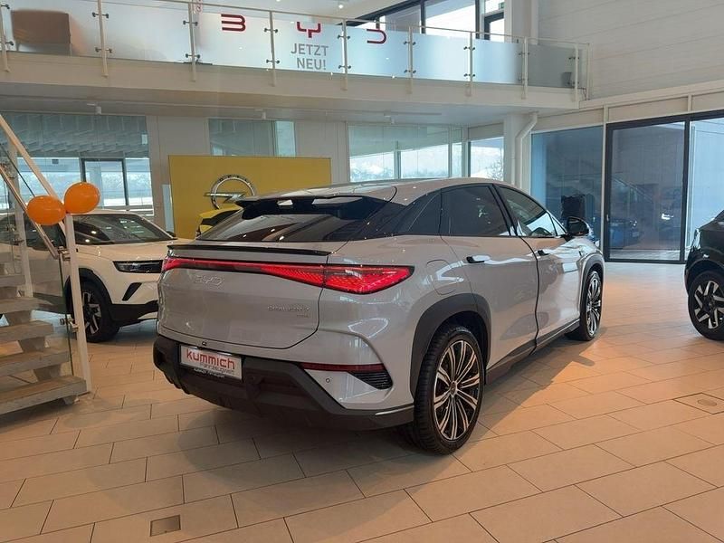Neu BYD Sealion 7 389 kW (530 PS) 2026 Grau SUV