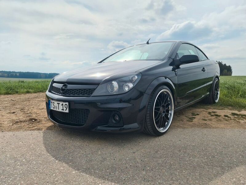 Gebraucht Opel Astra Cabriolet 200 PS (147 kW) 2007 Schwarz Cabrio