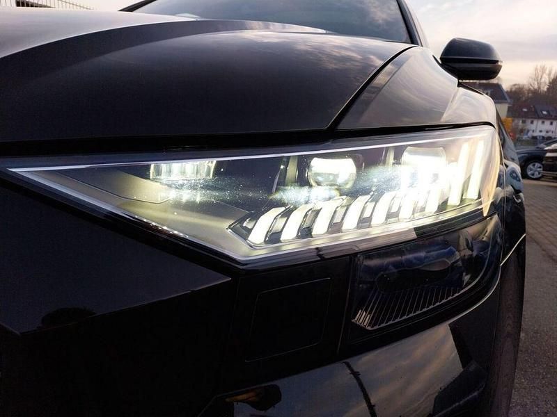 Gebraucht Audi RS Q8 Sport 600 PS (441 kW) 2022 Mythosschwarz (metallic) SUV