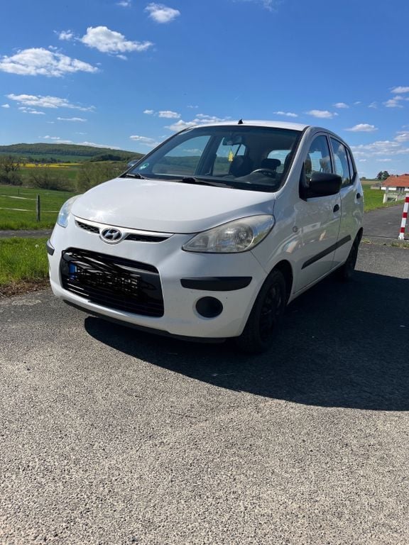 Weiß Gebraucht 2009 Hyundai i10 Kleinwagen | 850 € (Superpreis) - Bild 1/4