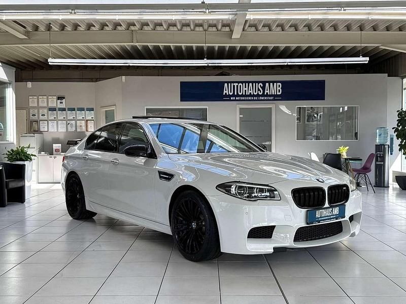 Gebraucht BMW M5 Shadowline 560 PS (411 kW) 2014 Alpinweiss iii Limousine