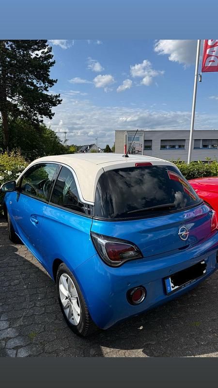 Blau Gebraucht 2015 Opel Adam Kleinwagen | 7.000 € (Etwas zu teuer) - Bild 1/4